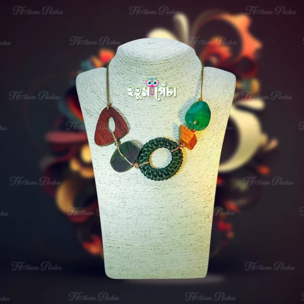 Geometric mixed element necklace - Design A - Image 2