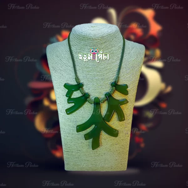 Acrylic Evergreen Necklace - Image 2